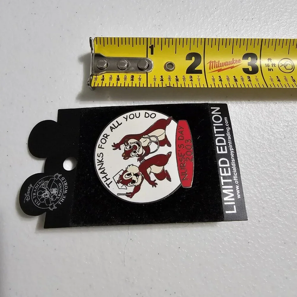 Disney 2003 Chip and Dale Nurses Day BROOCH PIN Limited Edition of 2500 - Picture 8 of 8